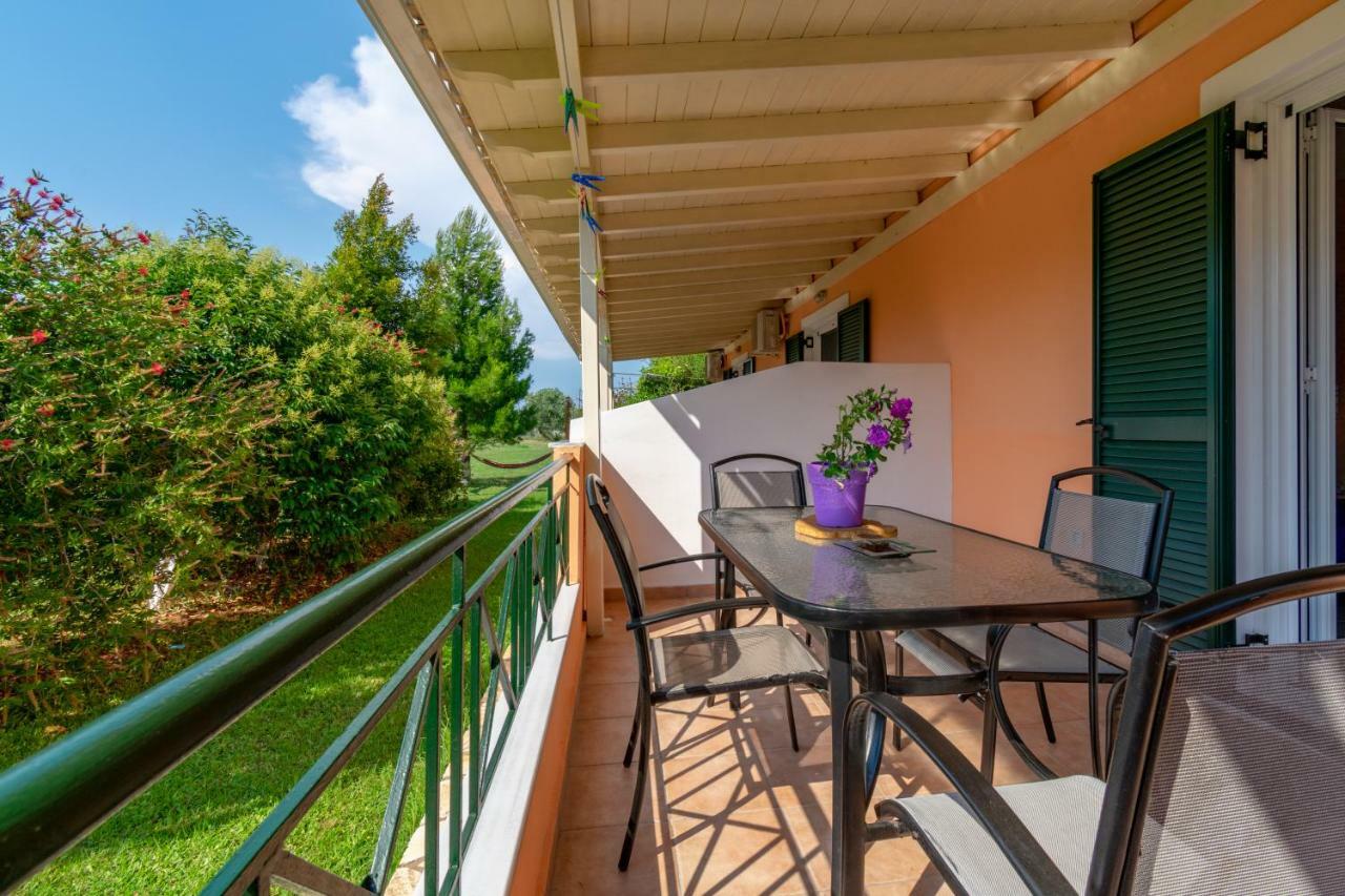 Evaggelia Studios Apartment
